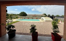 Villa in PEYRIAC MINERVOIS of approximately 135 m2, 3 bedrooms, swimming pool, garage, 885m2 plot