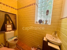 Beautiful 3-bedroom apartment in Carcassonne city centre, 140m2 of living space, one parking space