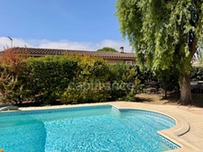 Manor house in CARCASSONNE with 233m2 of living space, 5 bedrooms, garage, swimming pool, 1100m2 plot