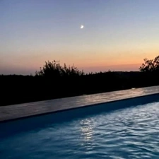 Property with over 700m2 of living space on 1.24 hectares of land, swimming pool and exceptional views 
