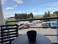 3-room apartment in BERRIAC, 60m2 of living space, two bedrooms, two parking spaces