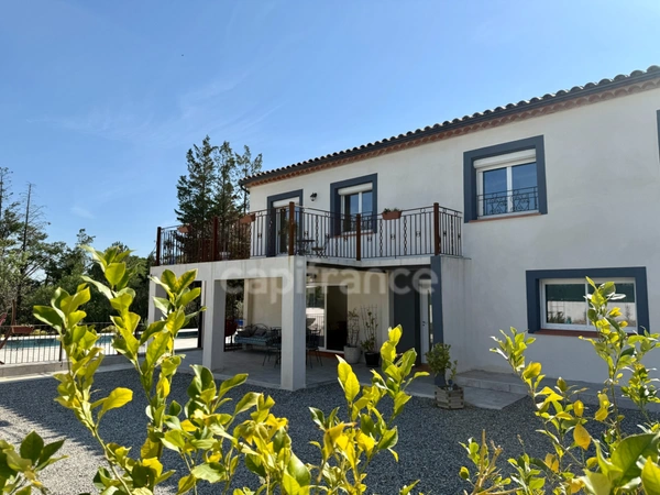 Maison à vendre 9 pièces VILLEMOUSTAUSSOU (11)194m2 habitable, 5 chambres, terrain 1858m2 piscine 