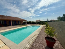 Villa in PEYRIAC MINERVOIS of approximately 135 m2, 3 bedrooms, swimming pool, garage, 885m2 plot