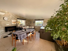 Maison plain-pied à RIEUX MINERVOIS 78m2 habitables, un  gite de 50m2 sur terrain 725m2, piscine