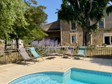 Manor house in CARCASSONNE with 233m2 of living space, 5 bedrooms, garage, swimming pool, 1100m2 plot
