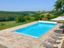 Property with over 700m2 of living space on 1.24 hectares of land, swimming pool and exceptional views 