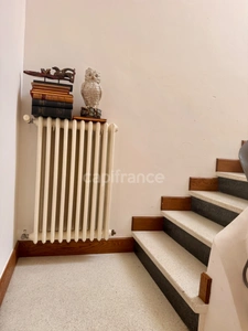 Beautiful 3-bedroom apartment in Carcassonne city centre, 140m2 of living space, one parking space