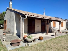 Single-storey house, 103m2, on a beautiful enclosed plot of 675m2