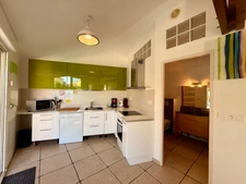 Maison plain-pied à RIEUX MINERVOIS 78m2 habitables, un  gite de 50m2 sur terrain 725m2, piscine