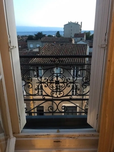 Private mansion in CARCASSONNE, 18 bedrooms, 1340 m² of living space with 2 hangars totaling 668 m², parking, garden of 350 m²