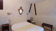 Private mansion in CARCASSONNE, 18 bedrooms, 1340 m² of living space with 2 hangars totaling 668 m², parking, garden of 350 m²