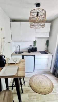 Dpt Aude (11), for sale CARCASSONNE Investment building of 118m244 Apartments: two T2; two T1bis