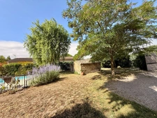Manor house for sale in CARCASSONNE (11) with 9 rooms, 233m2 of living space, 5 bedrooms, garage, swimming pool, 1100m2 plot