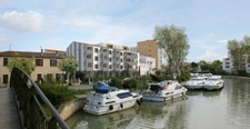Appartement centre ville de Narbonne T2 en RDC, avec terrasse et jardin