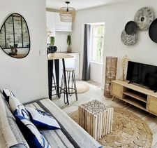 Dpt Aude (11), for sale CARCASSONNE Investment building of 118m244 Apartments: two T2; two T1bis