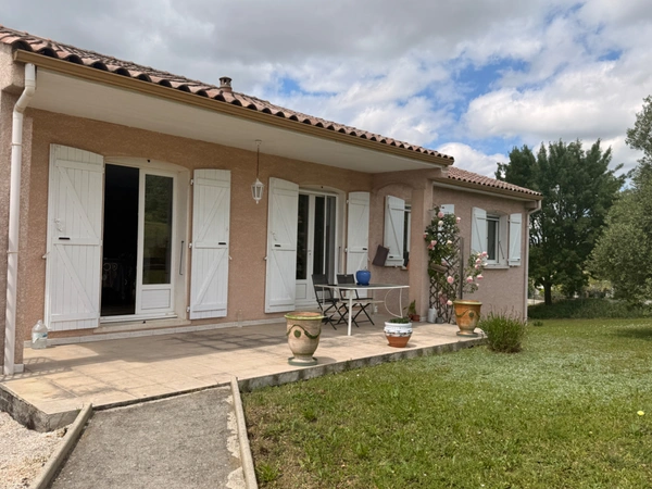 Maison à vendre 5 pièces BELVEZE DU RAZES (11) 132m2, 3 chambres  sur terrain 11285m2 avec garage