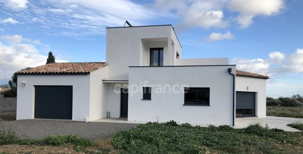 Villa d'architecte  20km de CARCASSONNE de 186,80m2 habitable sur terrain de 1926m2