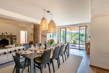 House for sale, 8 rooms, SAINT SATURNIN LES APT (84)