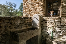 Propriete à vendre : Exceptionnel ensemble de Bories au cœur du Luberon, à Gordes (84) 3 suites, piscine