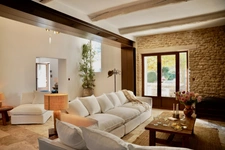 Maison à vendre Bastide composée de 5 suites avec piscine sur terrain attenant de près d'un hectare OPPEDE (84)