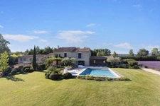Dpt Vaucluse (84), à vendre GORDES propriété de 465 m2 en pierre avec 11 chambres sur près de 5 ha
