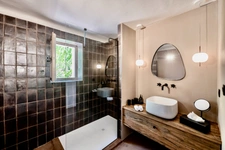 House for sale, 8 rooms, SAINT SATURNIN LES APT (84)