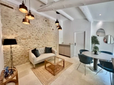 Dpt Vaucluse (84), à vendre GORDES propriété de 465 m2 en pierre avec 11 chambres sur près de 5 ha
