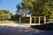 Maison à vendre Bastide composée de 5 suites avec piscine sur terrain attenant de près d'un hectare OPPEDE (84)