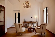 Maison à vendre Bastide composée de 5 suites avec piscine sur terrain attenant de près d'un hectare OPPEDE (84)