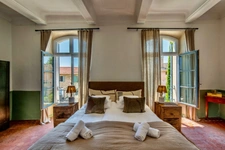 Dpt Vaucluse (84), à vendre BEAUMETTES maison de village de près de 350 m² avec piscine et spa sur un terrain de 1 924,00 m² 