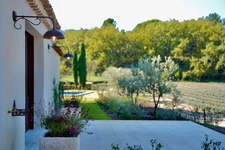Maison à vendre Bastide composée de 5 suites avec piscine sur terrain attenant de près d'un hectare OPPEDE (84)