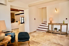 Maison à vendre Bastide composée de 5 suites avec piscine sur terrain attenant de près d'un hectare OPPEDE (84)