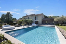 Dpt Vaucluse (84), à vendre GORDES propriété de 465 m2 en pierre avec 11 chambres sur près de 5 ha