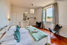 Dpt Vaucluse (84), à vendre BEAUMETTES maison de village de près de 350 m² avec piscine et spa sur un terrain de 1 924,00 m² 