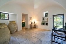 Propriété à vendre avec Mas d’Exception, Borie avec près de 310m2,à Gordes (84). piscine sur 3,4 hectares