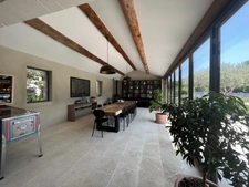 Dpt Vaucluse (84), à vendre GORDES propriété de 465 m2 en pierre avec 11 chambres sur près de 5 ha