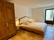 Maison à vendre Bastide composée de 5 suites avec piscine sur terrain attenant de près d'un hectare OPPEDE (84)