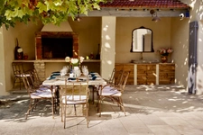 Maison à vendre Bastide composée de 5 suites avec piscine sur terrain attenant de près d'un hectare OPPEDE (84)