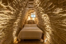 Propriete à vendre : Exceptionnel ensemble de Bories au cœur du Luberon, à Gordes (84) 3 suites, piscine