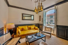 Dpt Vaucluse (84), à vendre BEAUMETTES maison de village de près de 350 m² avec piscine et spa sur un terrain de 1 924,00 m² 