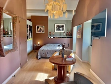 Mas rénové à vendre en campagne de OPPEDE (84), près 200 m2, 3 chambres sur terrain attenant piscinable de près de 1075 m2.