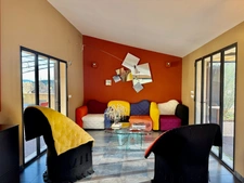 Mas rénové à vendre en campagne de OPPEDE (84), près 200 m2, 3 chambres sur terrain attenant piscinable de près de 1075 m2.