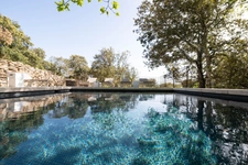 Propriete à vendre : Exceptionnel ensemble de Bories au cœur du Luberon, à Gordes (84) 3 suites, piscine