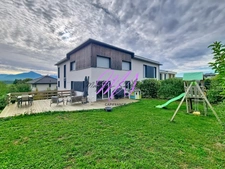 VÉTRAZ-MONTHOUX – Duplex T4 meublé, sur les hauteurs – Disponible de suite