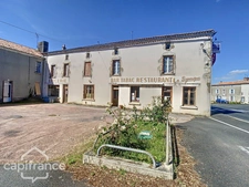 Maison à vendre 7 pièces GEAY (79)