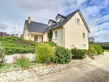 Maison de caractère 7 pièces SAINT VARENT (79)