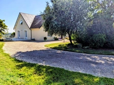 Maison de caractère 7 pièces SAINT VARENT (79)