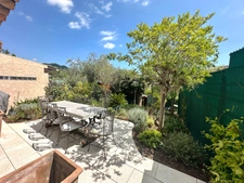 Comme une maison de vacances toute l'année – Maison rénovée avec jardin, deux terrasses et piscine à Grasse Saint-Mathieu