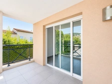 Grasse – Appartement T3 de 60 m² avec terrasse, garage et parking 