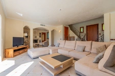 Villa contemporaine de prestige – Vue mer – Piscine chauffée & jacuzzi – Saint-Jean Grasse